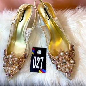 J RENEE OFF WHITE SHOES Size 10